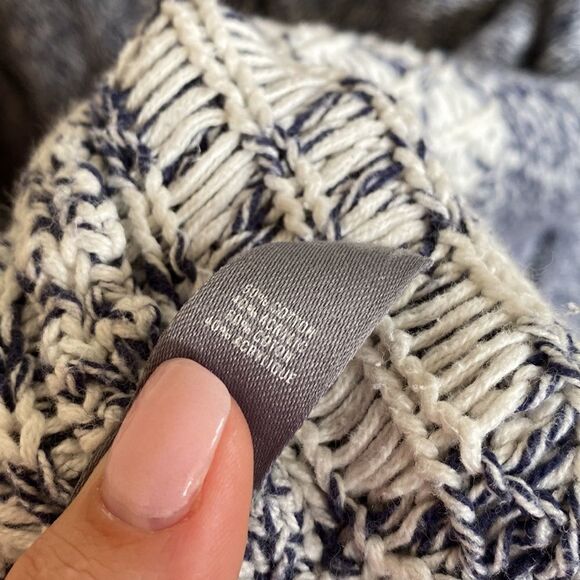 Aerie-blue and white open cardigan with fringe- Size medium - Picture 12 of 13